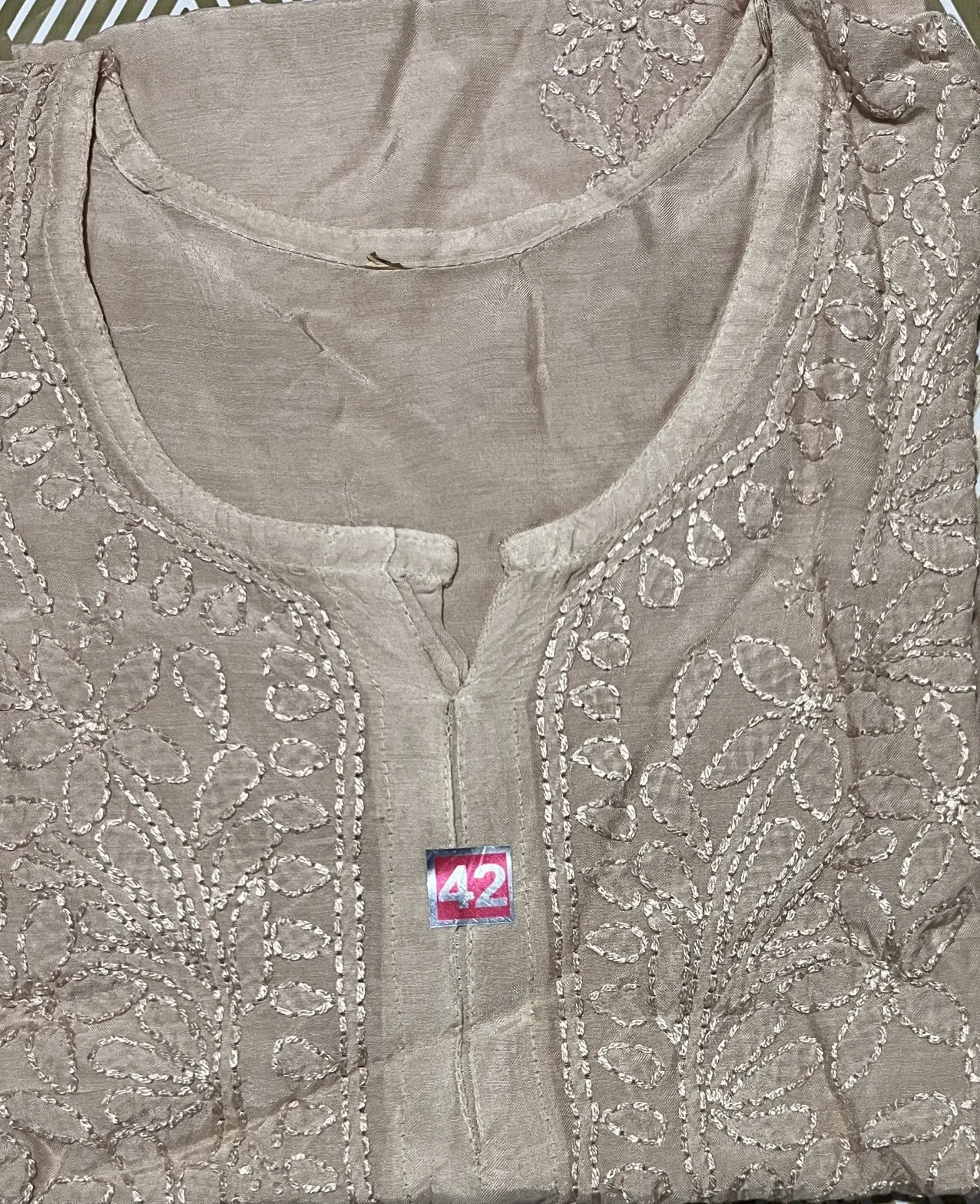 SK-059 -Handcrafted Chikankari Malmal Cotton Short Kurti-Size 42