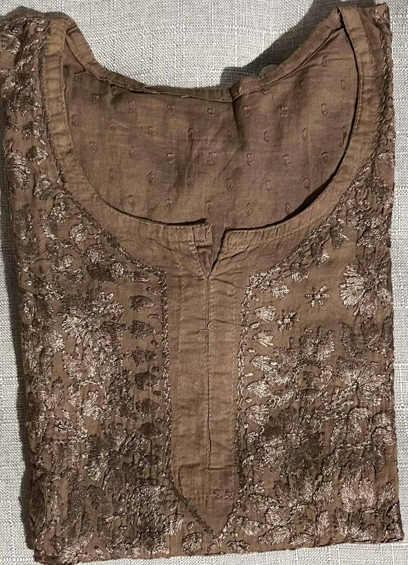 SK-0010: Handcrated Chikankari Dobby Cotton Short Kurti - Size 40